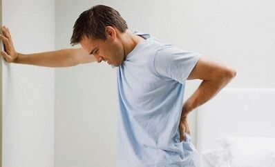Manifestarea osteochondrozei lombare